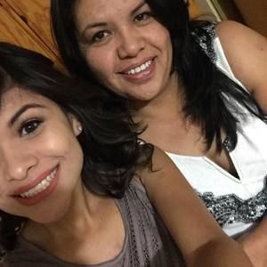 Meet your Posher, Ofelia